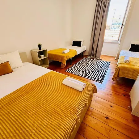 Luxury In Next Station Hostel