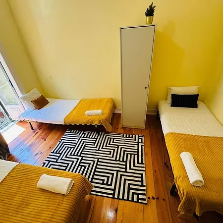 Luxury In Next Station Hostel *