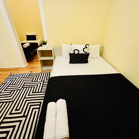 Luxury In Next Station Hostel