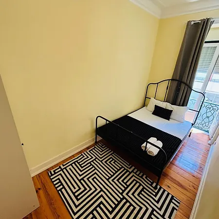 Hostel Luxury In Next Station *