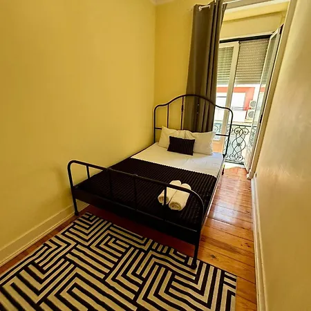 Luxury In Next Station Hostel