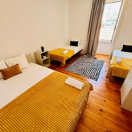 Luxury In Next Station Hostel *