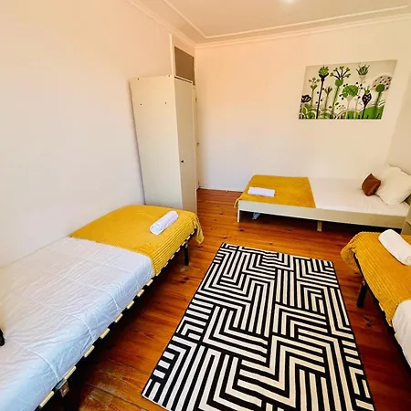 Luxury In Next Station リスボン