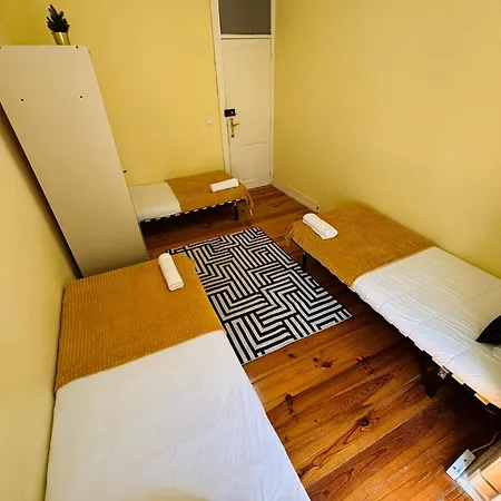 Luxury In Next Station リスボン